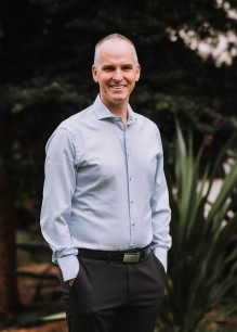 dr malcolm godfrey obstetrician